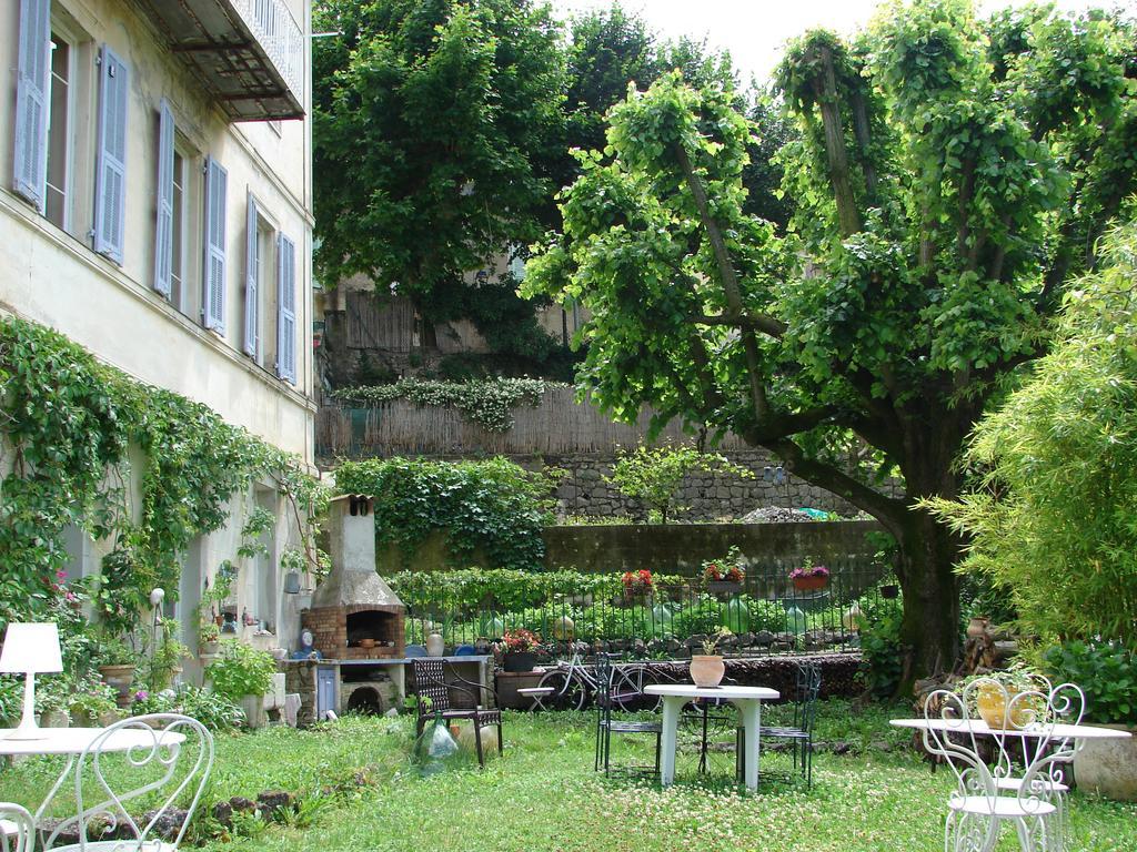 Au Relais Fleuri Panzió Gilette Kültér fotó