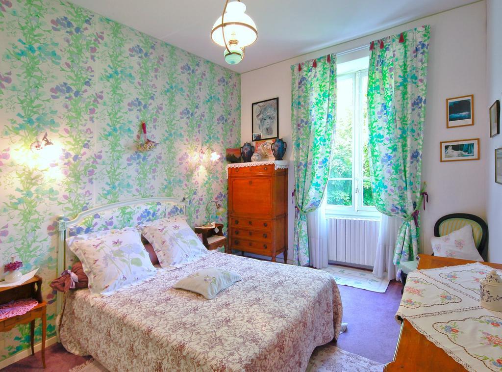 Au Relais Fleuri Panzió Gilette Kültér fotó
