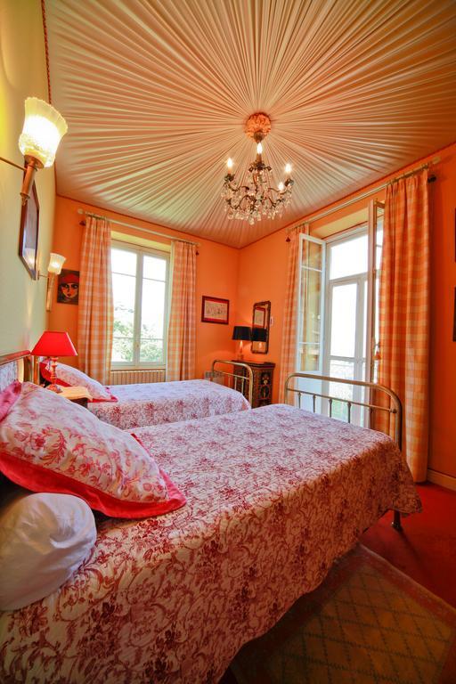 Au Relais Fleuri Panzió Gilette Kültér fotó